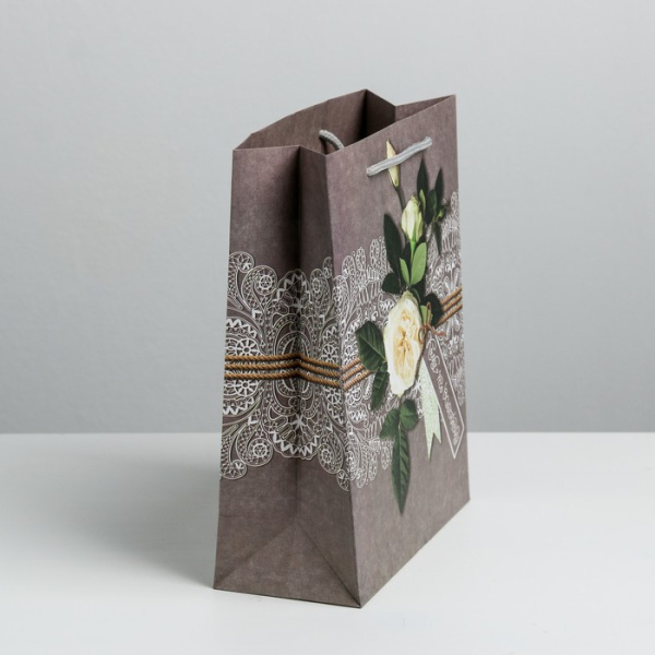 Пакет ламинированный "Мисс утонченность"